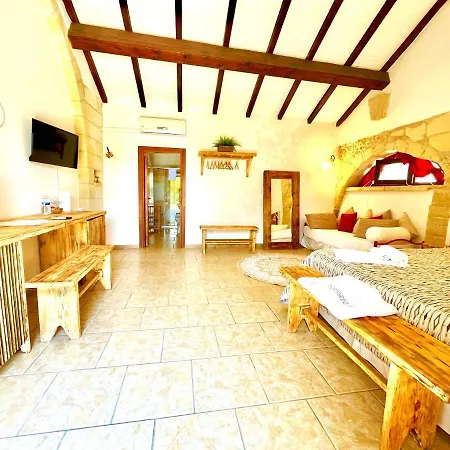 Agriturismo Masseria Costarella *