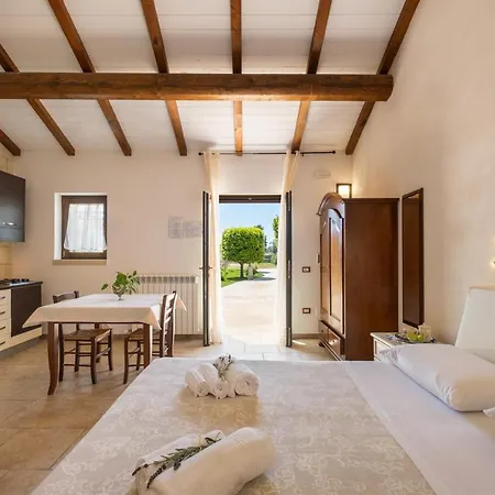 Resort Agriturismo Masseria Costarella Borgagne