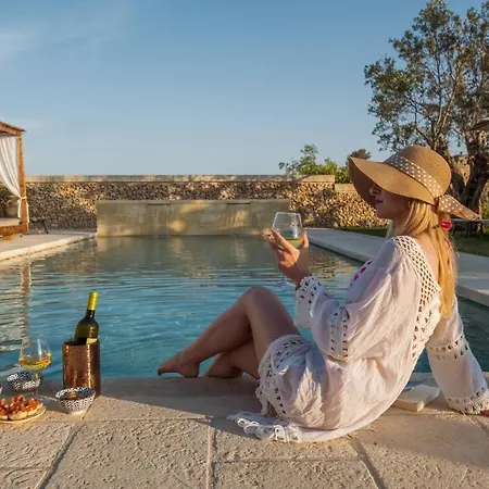 Masseria Costarella Resort *