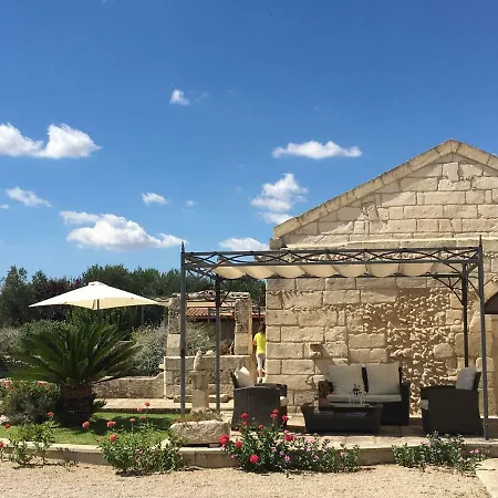Masseria Costarella Resort Borgagne